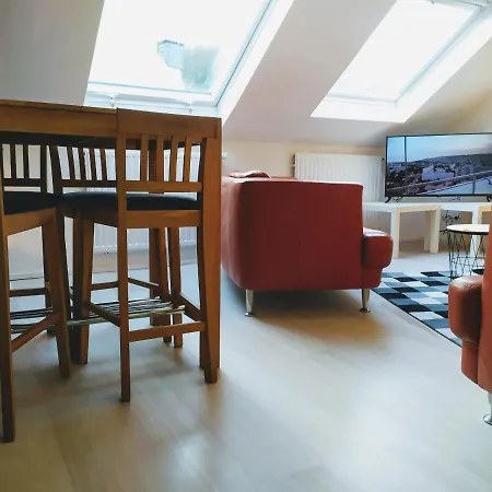 Super #2, #3 Und #4 Dg Im Zentrum, Sued-sonne Und Burg-blick