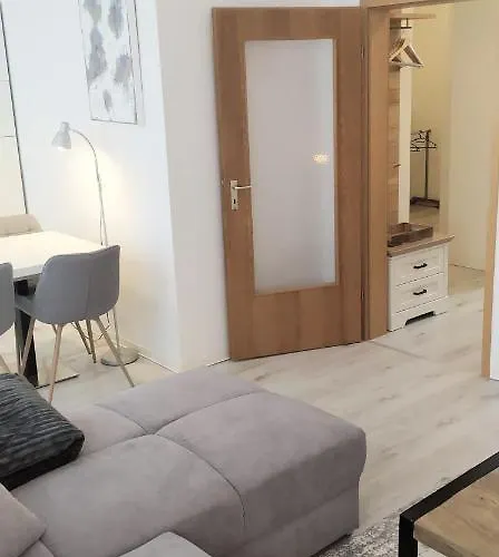 Super #2, #3 Und #4 Dg Im Zentrum, Sued-sonne Und Burg-blick Stolberg (Rhineland)